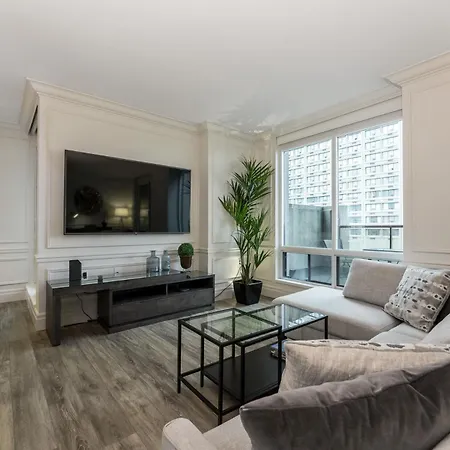 Sky Suites Yorkville-2